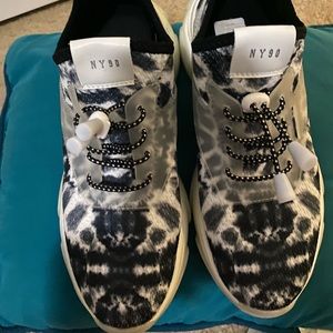Steve Madden sneakers size 8